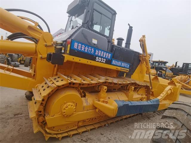 Shantui SD 22 Crawler dozers