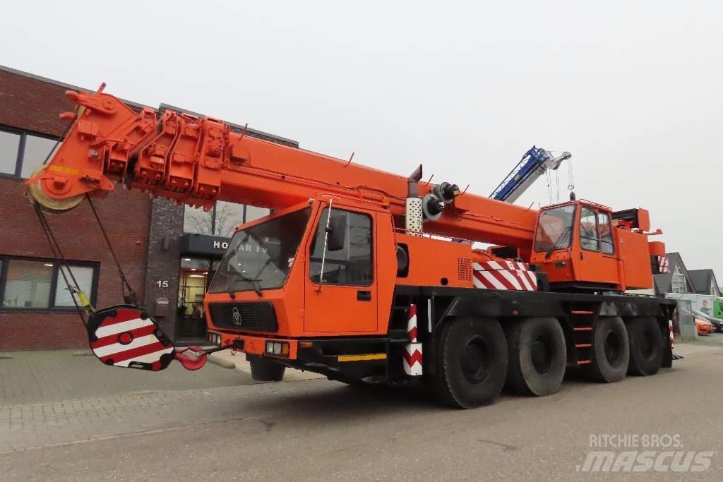 Krupp KMK 4080 All terrain cranes