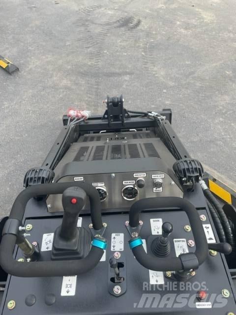 KRT ST 900 HD Skid steer loaders