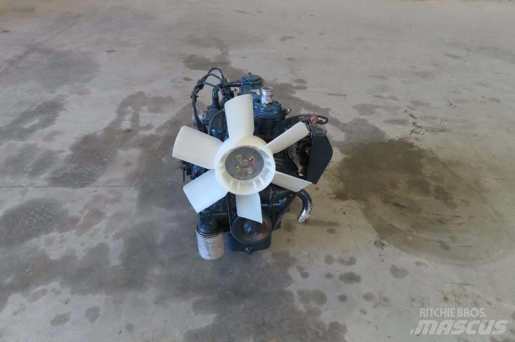Kubota D905 Engines