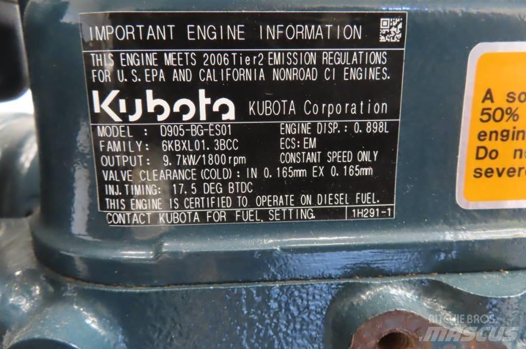 Kubota D905 Engines