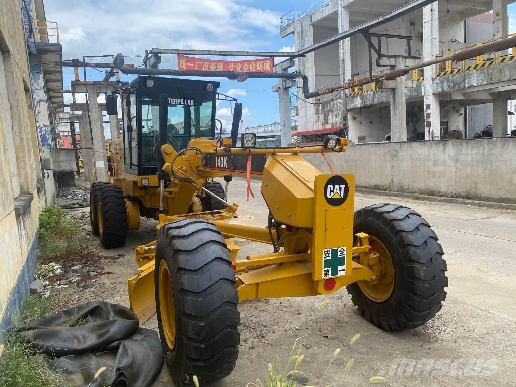 CAT 140 K Graders