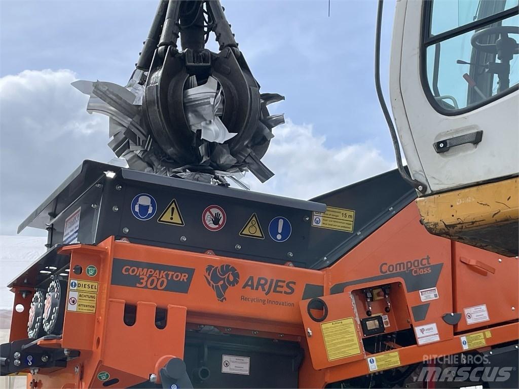 Arjes Compaktor 300 Mobile crushers