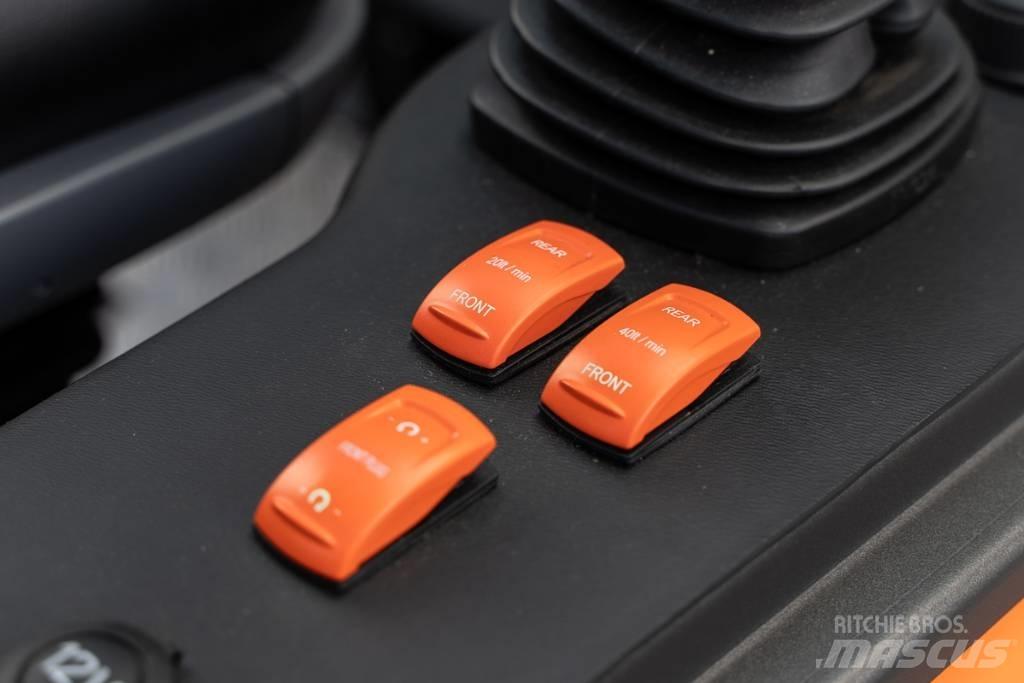 Cast GENESIS 40XD Mini loaders