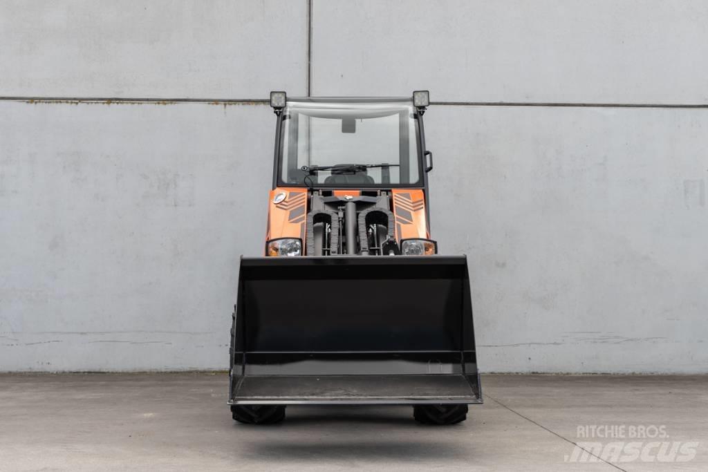 Cast GENESIS 40XD Mini loaders