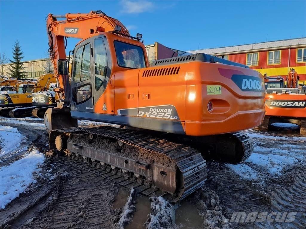 Doosan DX 225 LC Crawler excavators
