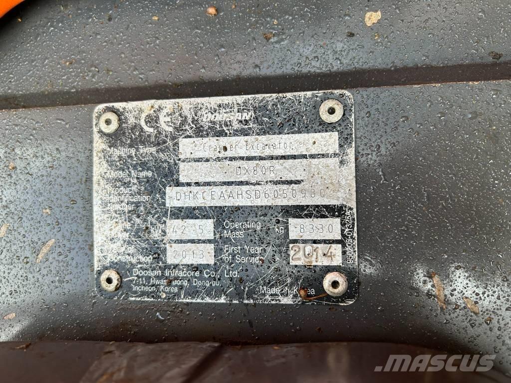 Doosan DX 80 R Midi excavators  7t - 12t