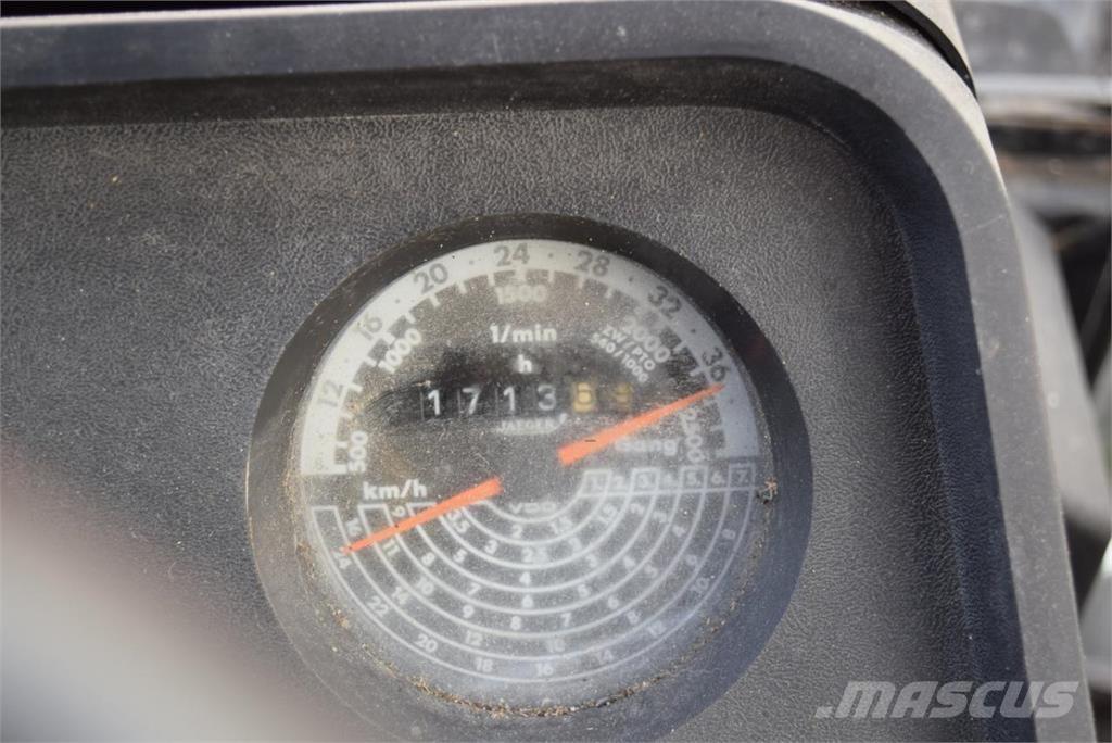 Case IH 956 XL Tractors