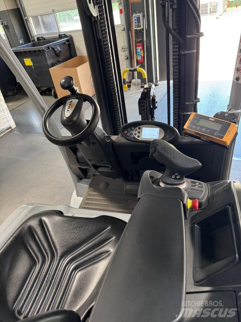 Still RX 60-25 Electric forklift trucks