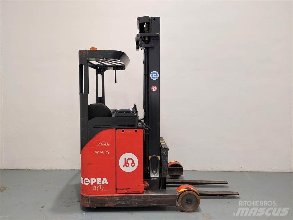 Linde R14S Reach trucks