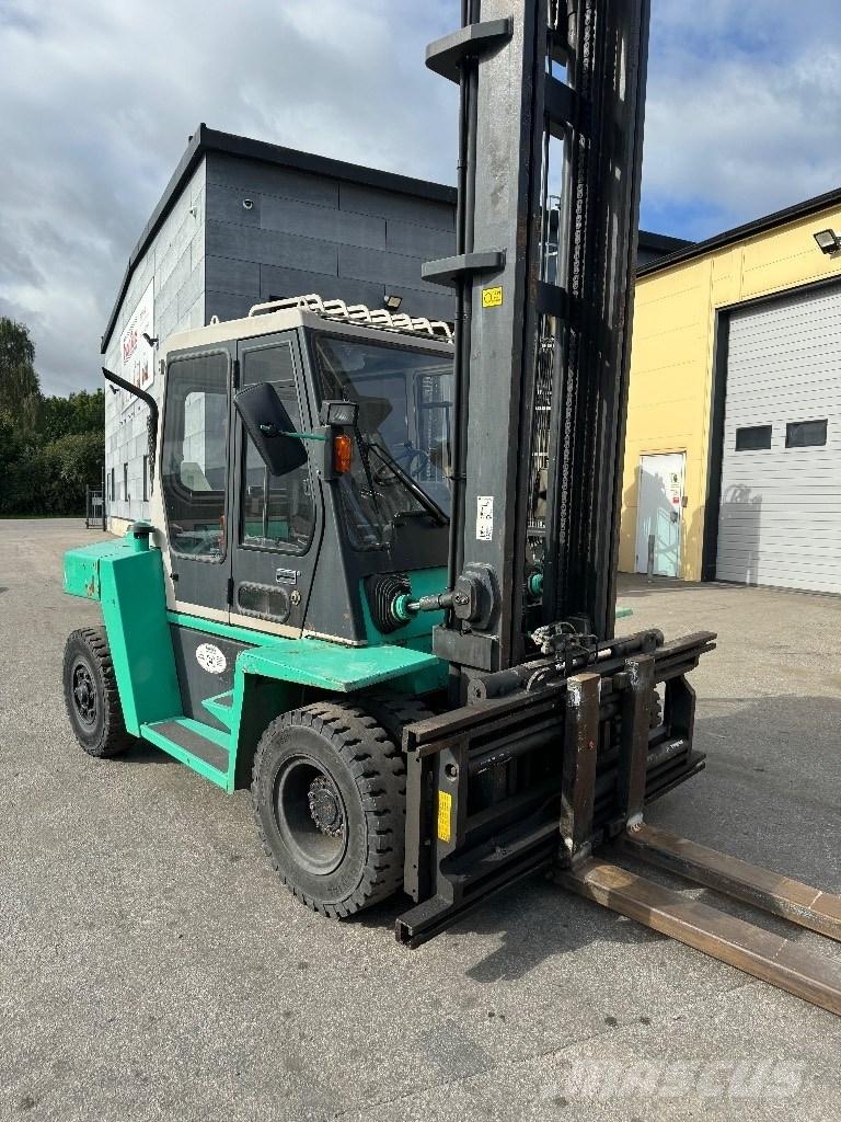 Mitsubishi FD60 Diesel trucks