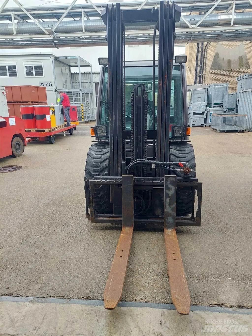 Manitou MSI 30 Diesel trucks