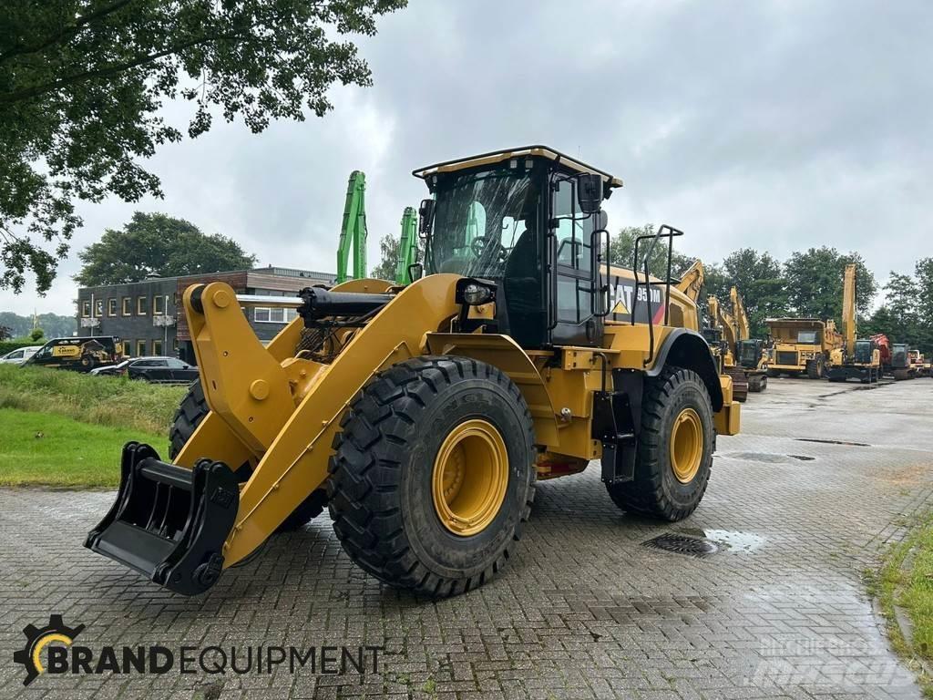 CAT 950M Wheel loaders