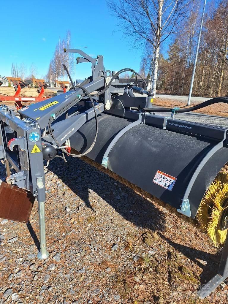 Vama EHA 3000 Sweepers