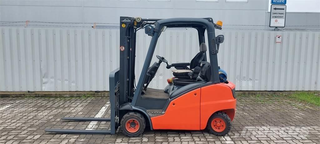 Linde H20 LPG trucks