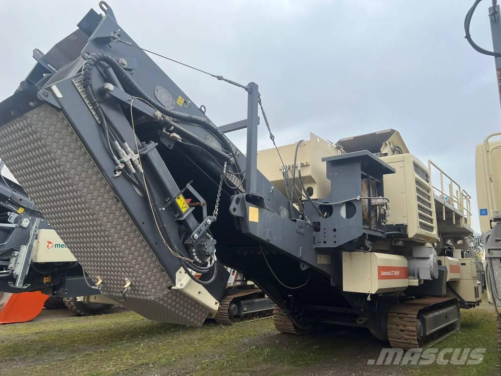 Metso LT 300 HP Mobile crushers