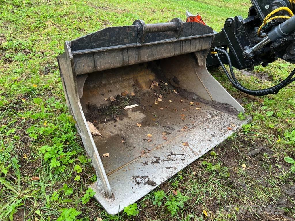 Komatsu PC138US-11 Crawler excavators