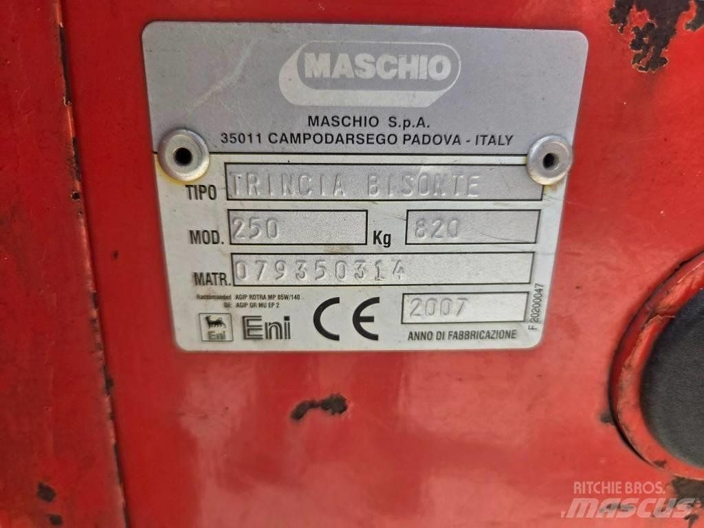 Maschio Bisonte 250 Pasture mowers and toppers