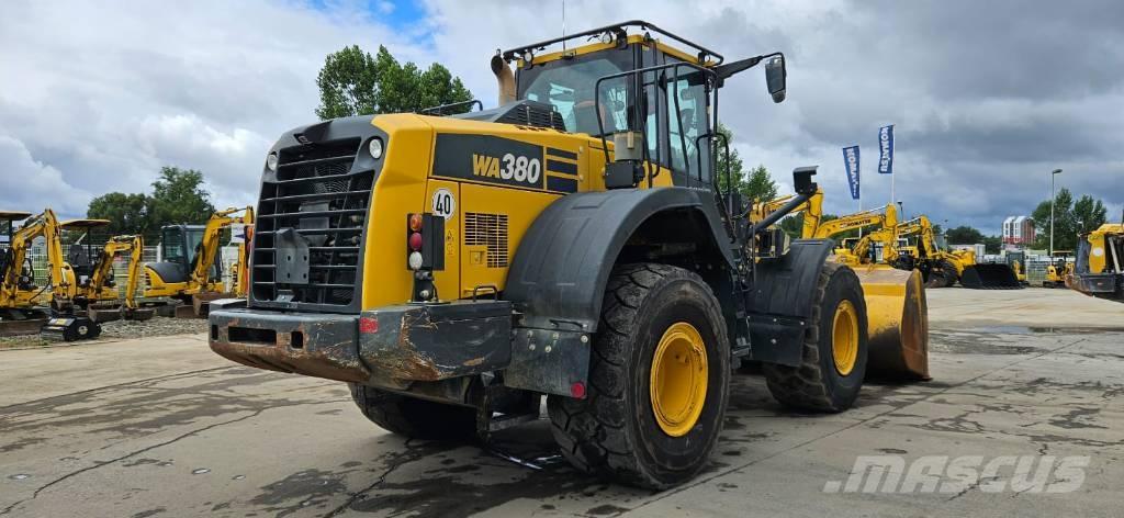 Komatsu WA380-8 Wheel loaders