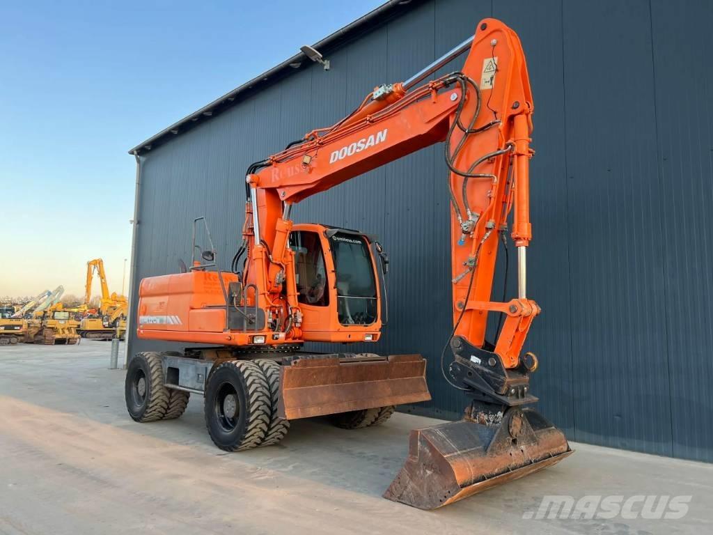 Doosan DX170W Wheeled excavators