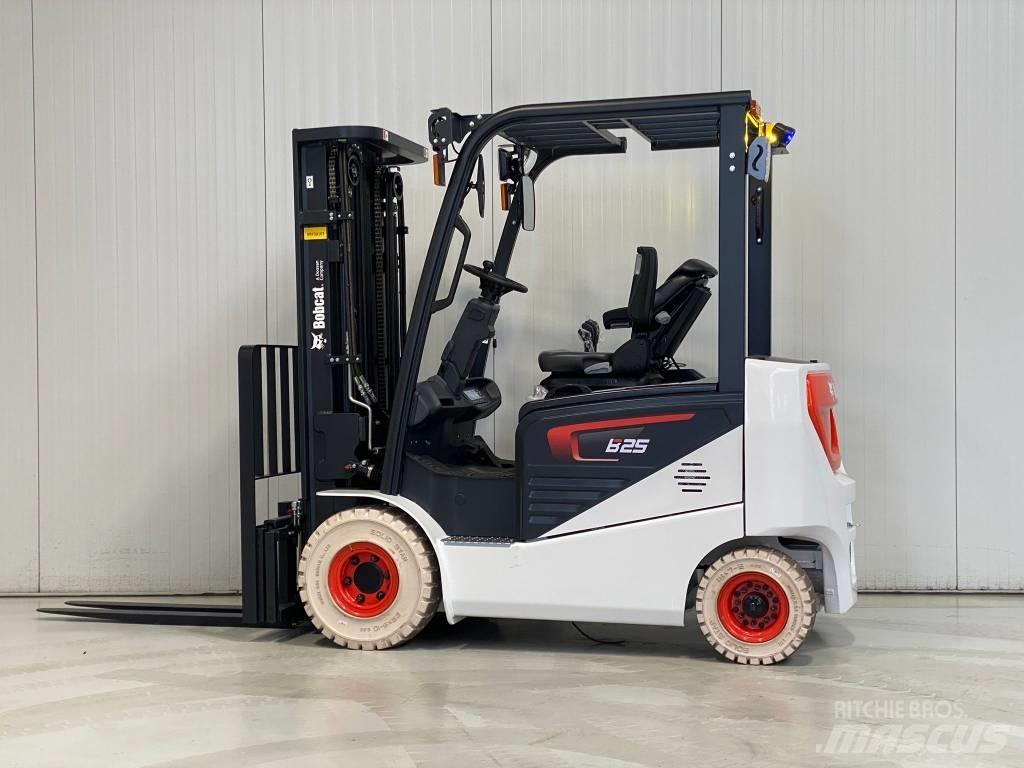 Bobcat B25NS Electric forklift trucks