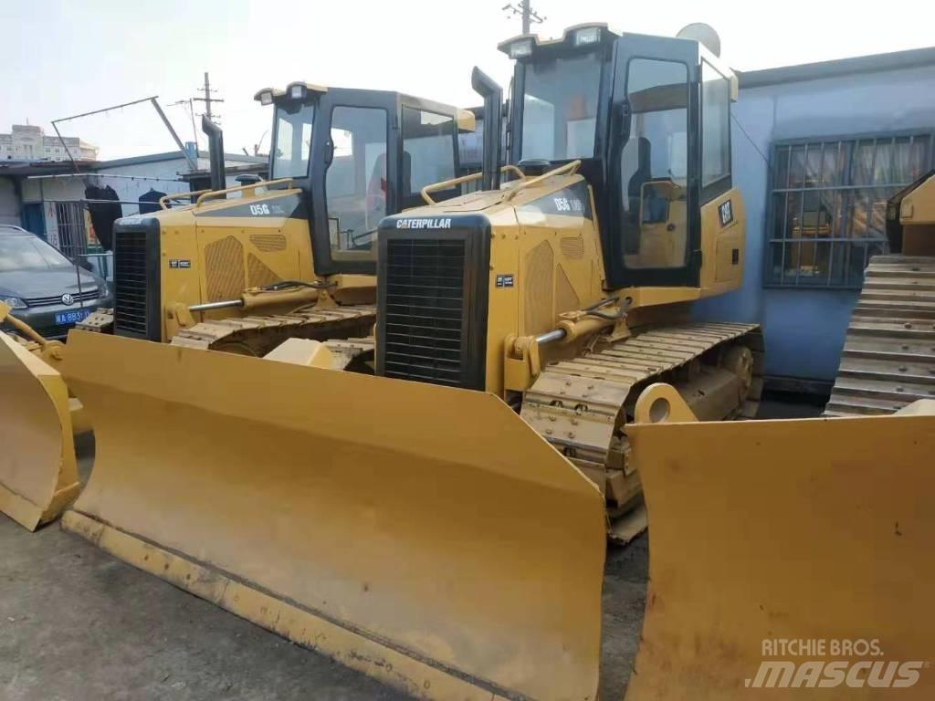 CAT D5M Crawler dozers