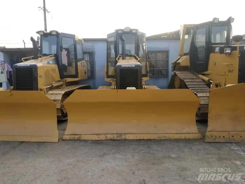 CAT D5M Crawler dozers