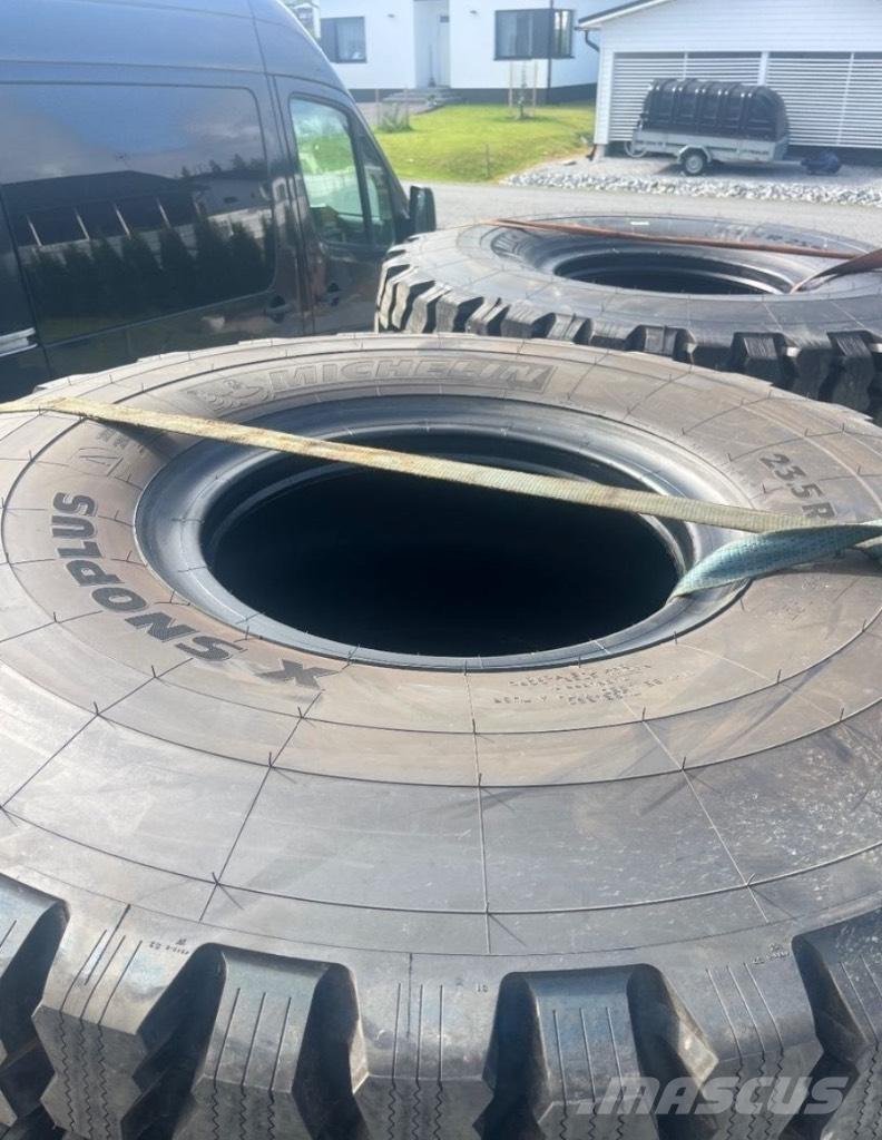 Michelin 23,5-25 Other attachments and components