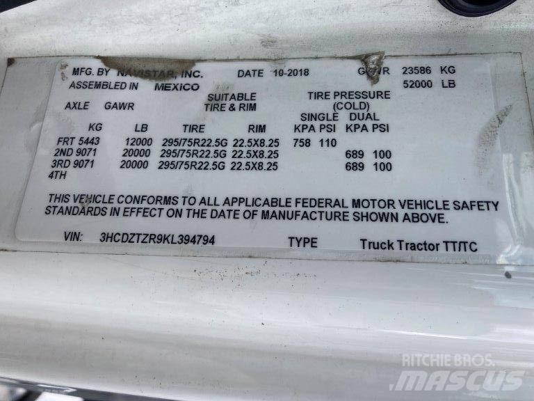 International LT Tractor Units