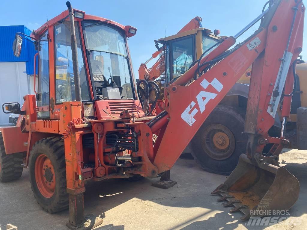 Fai KOMATSU 595s Backhoe loaders