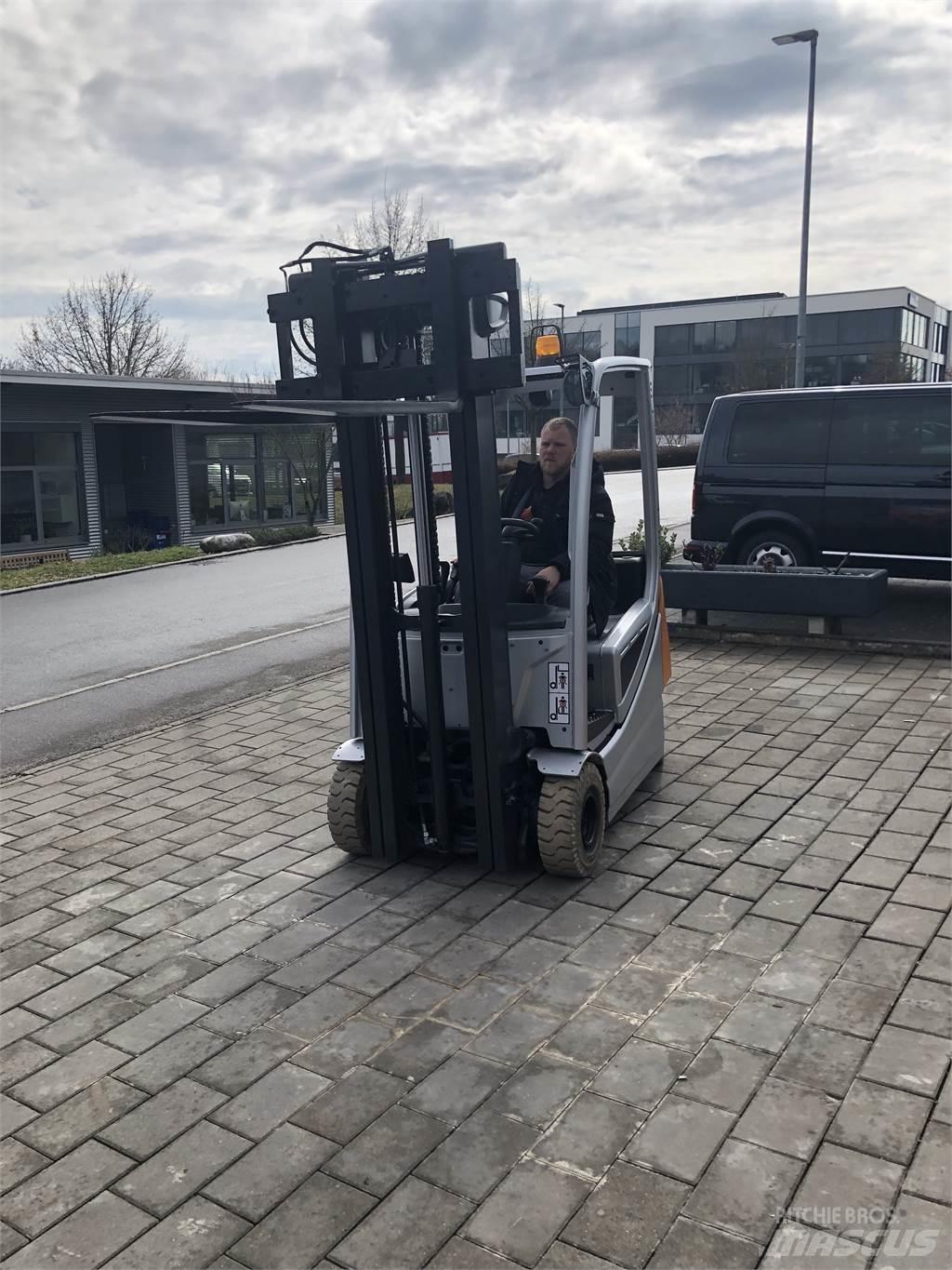 Still RX20-16P Electric forklift trucks