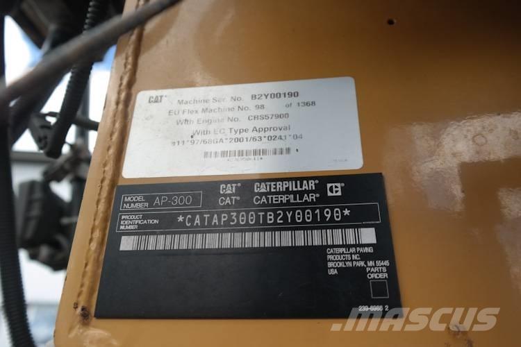 CAT AP 300 Asphalt pavers