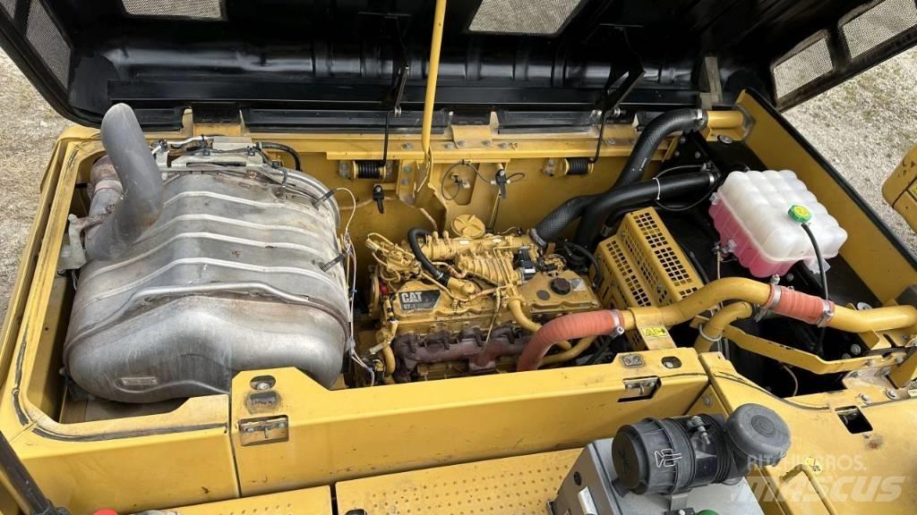CAT 326F LN Crawler excavators