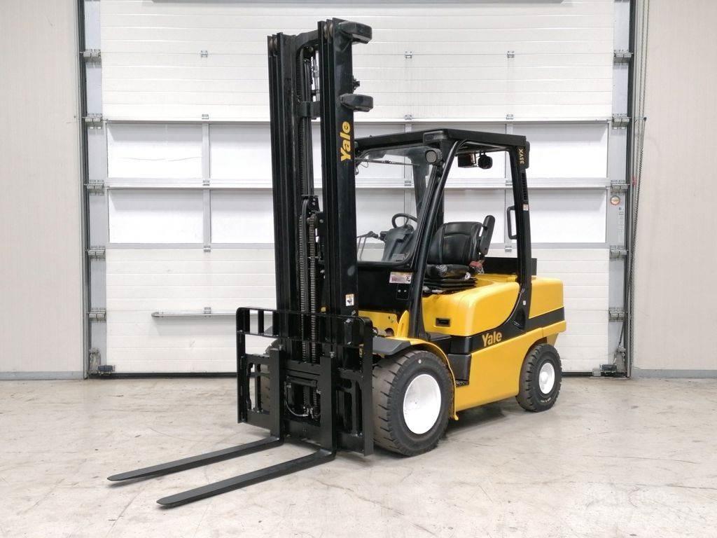 Yale GDP35VX Diesel trucks
