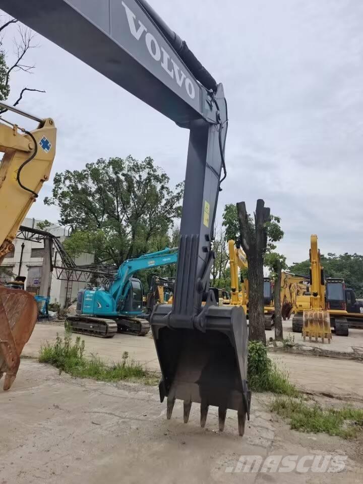 Volvo EC 210 Crawler excavators