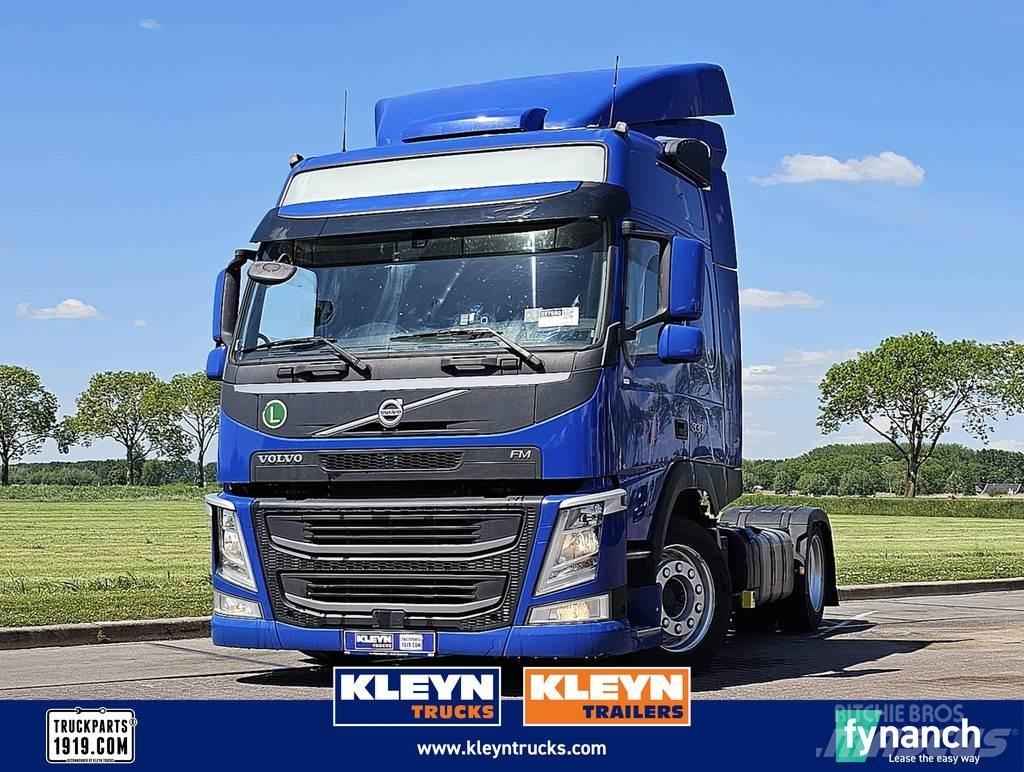 Volvo FM 330 Tractor Units