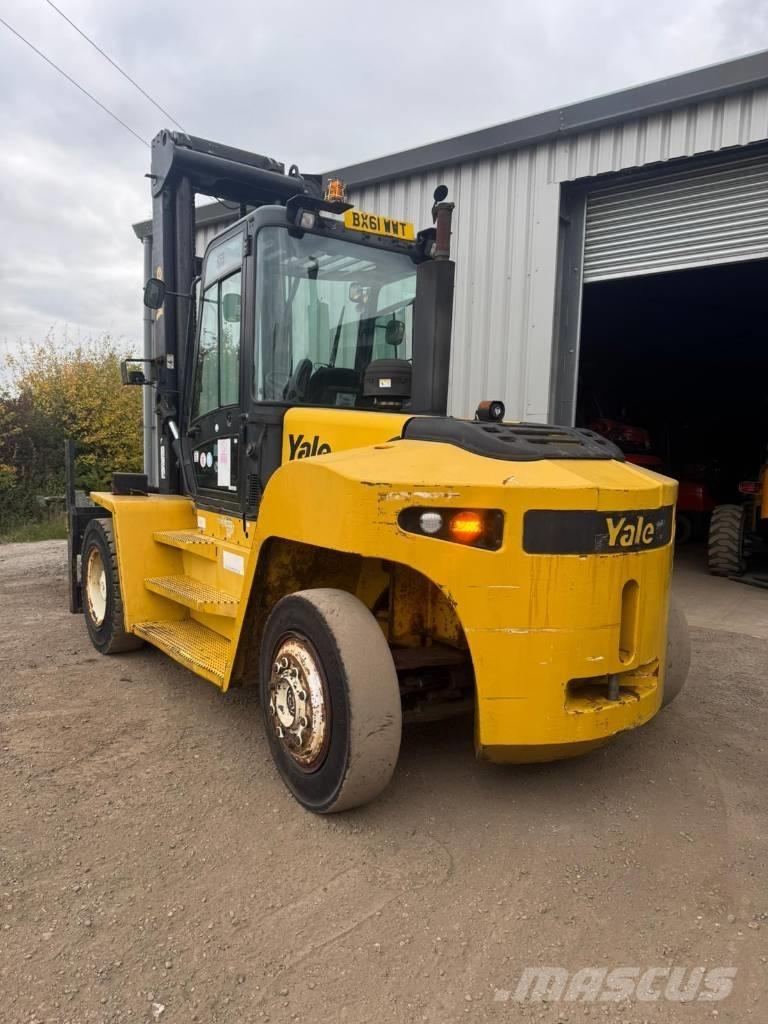 Yale GDP120 Diesel trucks