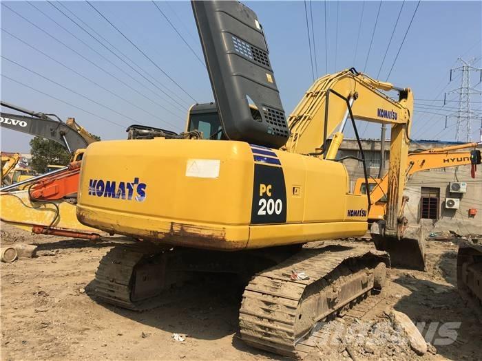 Komatsu PC 200-8 Crawler excavators