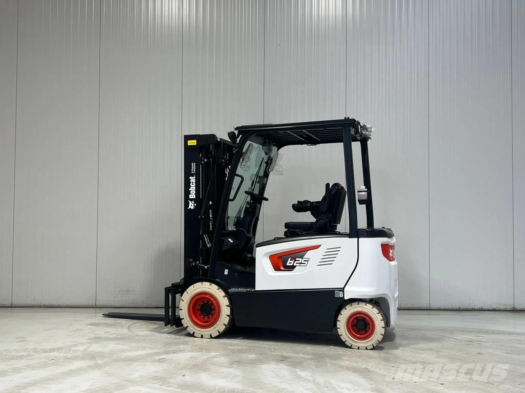 Bobcat B25X-7 PLUS Electric forklift trucks
