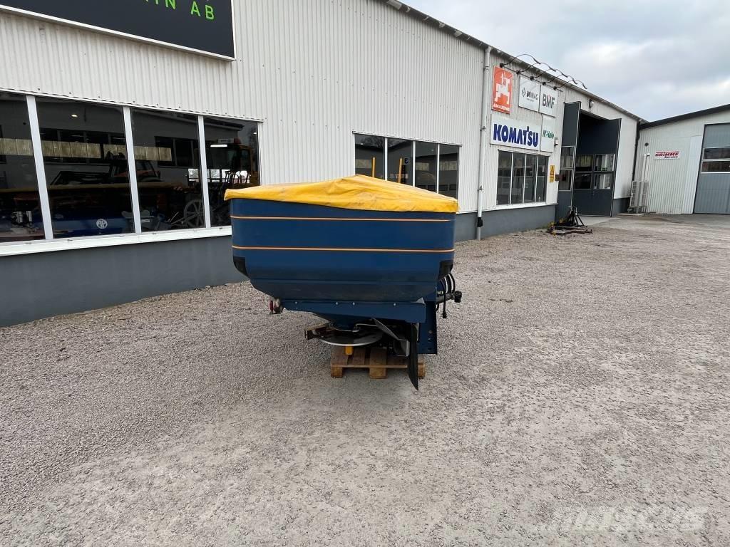 Bogballe M2W Mineral spreaders