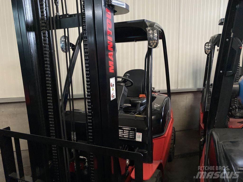Manitou MI35G LPG trucks