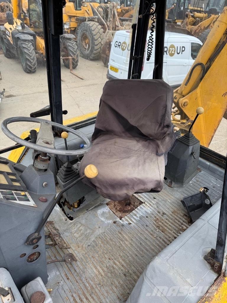 JCB 3 CX Backhoe loaders