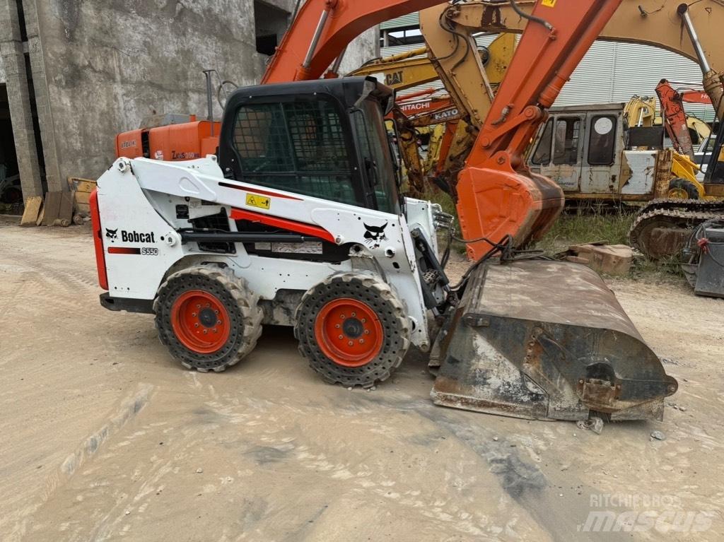 Bobcat S 550 Skid steer loaders
