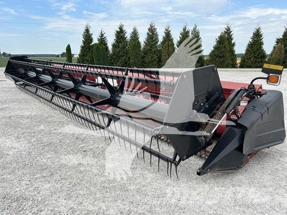 Case IH 1020 Combine harvester heads