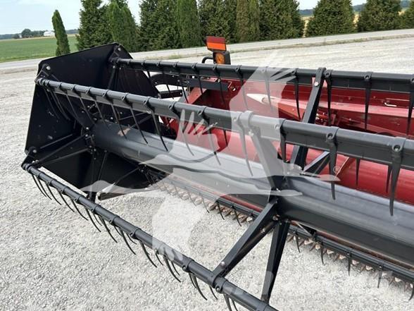 Case IH 1020 Combine harvester heads