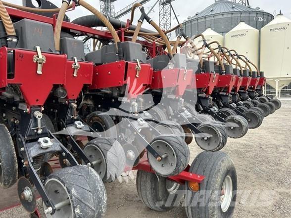 Case IH 1200 Planters