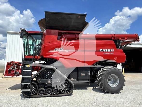 Case IH 8250 Combine harvesters