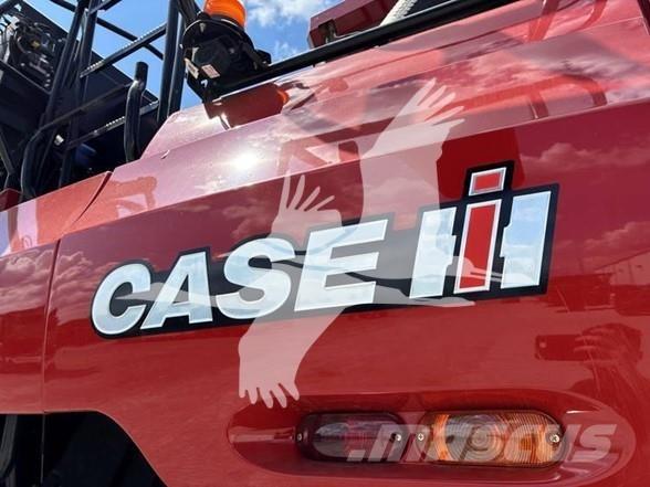 Case IH 8250 Combine harvesters