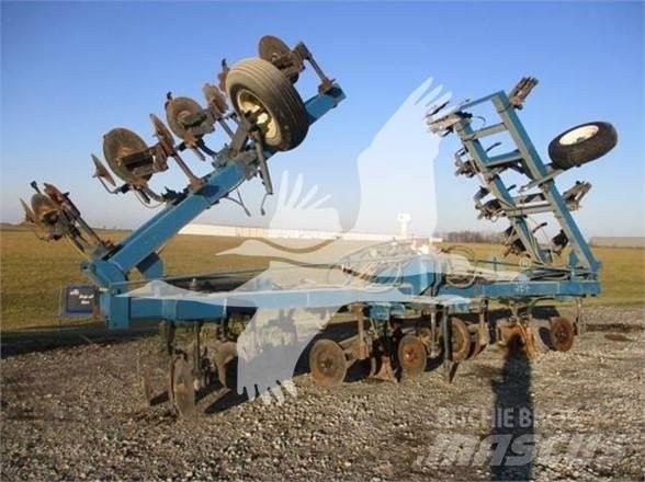 DMI 3200 Construction - Others