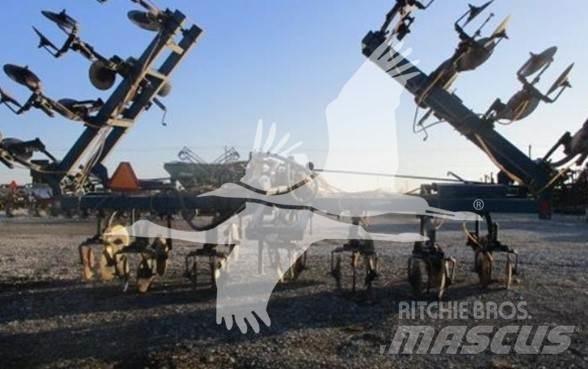 DMI 3200 Construction - Others